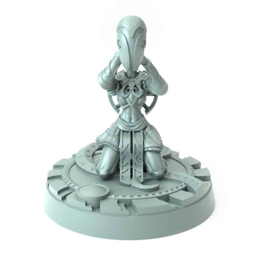 3D-printed miniature of a mystical kneeling figure with a featureless helm and ritualistic design